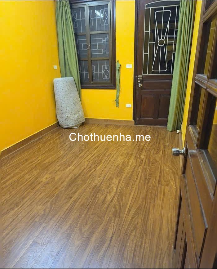 Cho thuê nhà ngõ ô tô Tây Sơn 40m² x 4 tầng 4 phòng ngủ, 3 vệ sinh.
