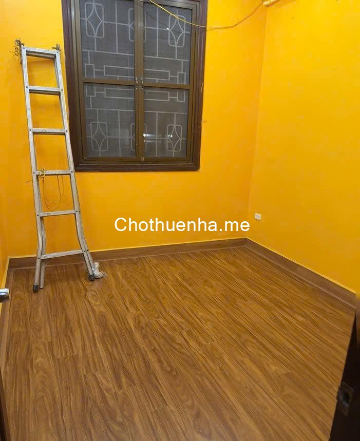 Cho thuê nhà ngõ ô tô Tây Sơn 40m² x 4 tầng 4 phòng ngủ, 3 vệ sinh.