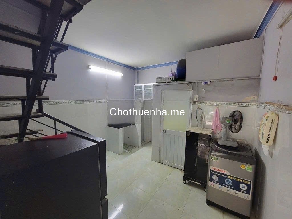 Cho thuê nhà nguyên căn Lạc Long Quân, Q11 – 8,5tr/tháng