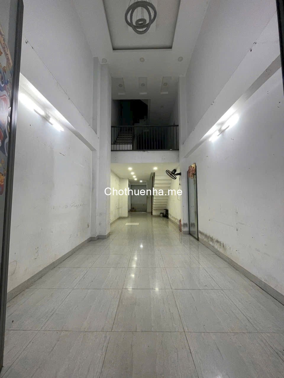 Nhà 1 trệt, 1 lửng, 2 lầu, sân thượng – 6PN, 7WC cho thuê