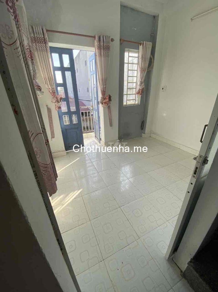 Nhà nguyên căn 1 trệt 2 lầu 4PN cho thuê tại Đa Phước, Bình Chánh