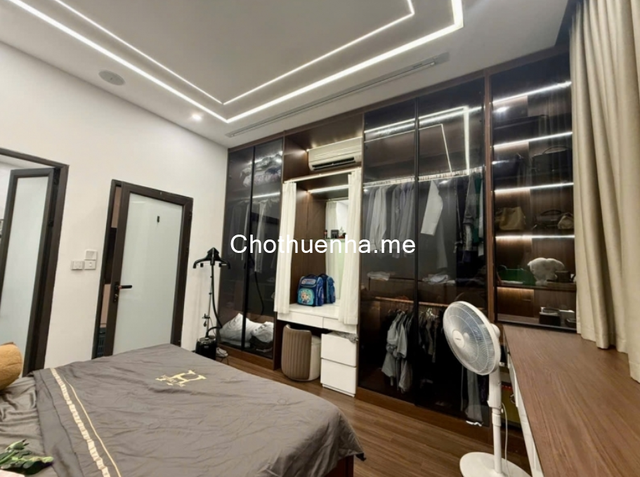 Cho thuê nhà nguyên căn ngách 69/11 ngõ 345 Khương Trung, Thanh Xuân, Hà Nội.