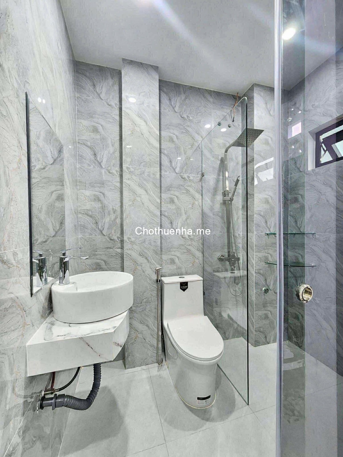 Nhà 3 tầng 3PN, 3WC cho thuê tại Dương Đức Hiền, Hòa Minh