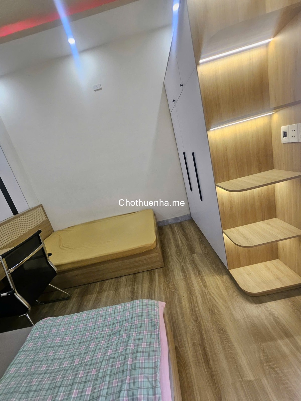 Cho thuê nhà nguyên căn 5 phòng ngủ, 8 giường, full nội thất Sơn Thủy Đông 4, Ngũ Hành Sơn