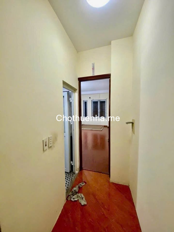 Cho thuê nhà nguyên căn ngõ 143 Nguyễn Chính, 33m² x 5 tầng, 3PN, 4 WC, 9 Triệu chốt