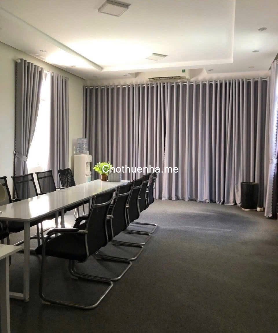 Cho thuê nhà 3 tầng mặt tiền đường Pasteur, Hải Châu, tổng 550m² sử dụng