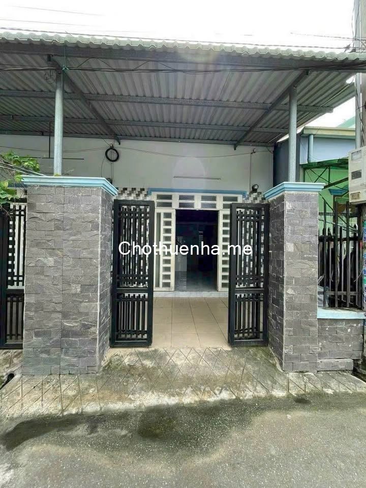 Nhà gần KDC Hiệp Thành 1, trệt + gác lửng, 1 phòng ngủ, cổng rào riêng