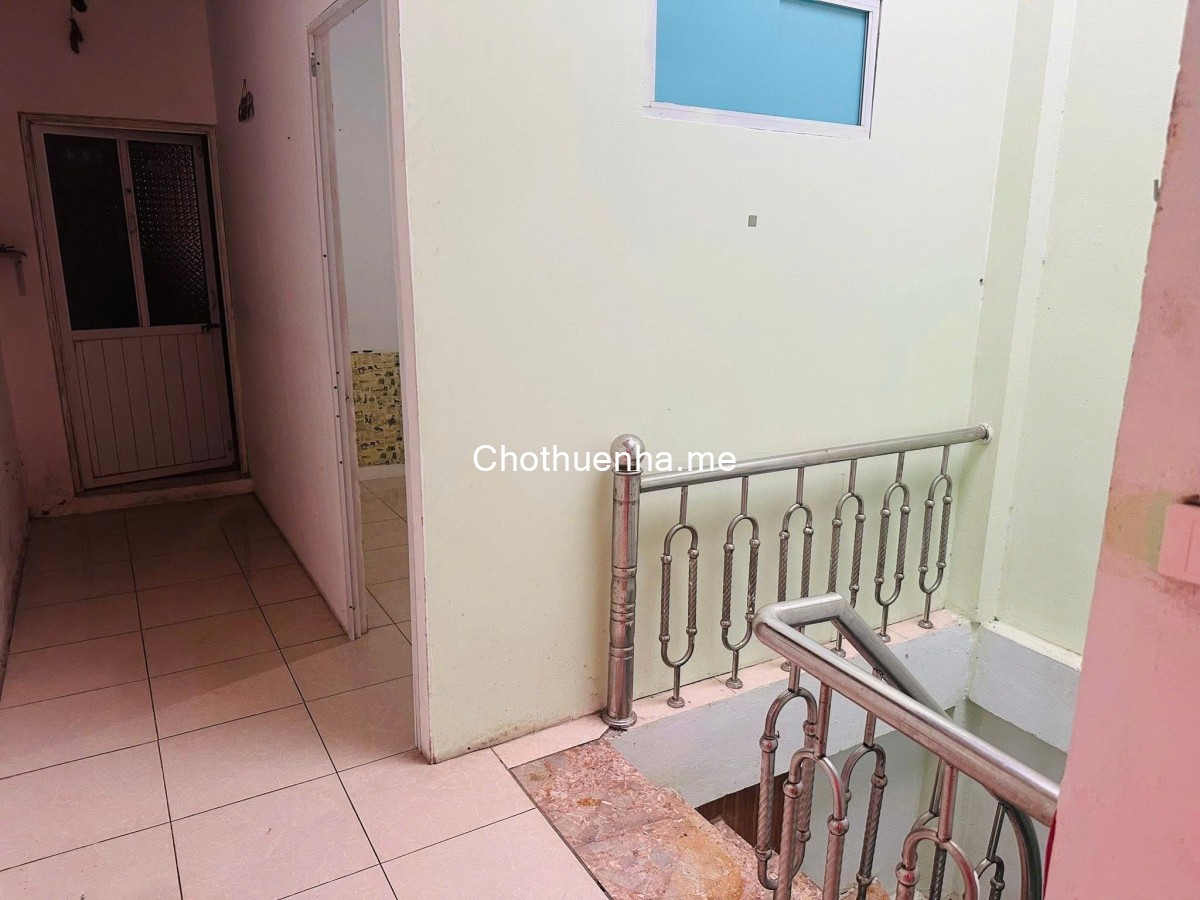 Cho thuê nhà nguyên căn tại 309 Ngõ Quỳnh, 38m² x 2 tầng và 1 gác lửng.2 ngủ, 6 Triệu