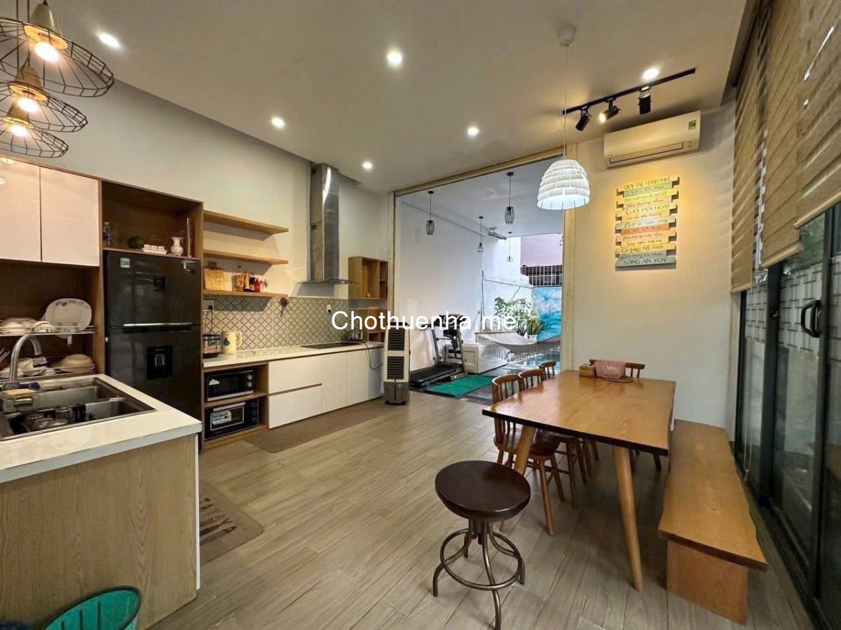 Cho thuê villa 4PN lô góc 2 mặt tiền - Mai Chí Thọ, Hòa Xuân