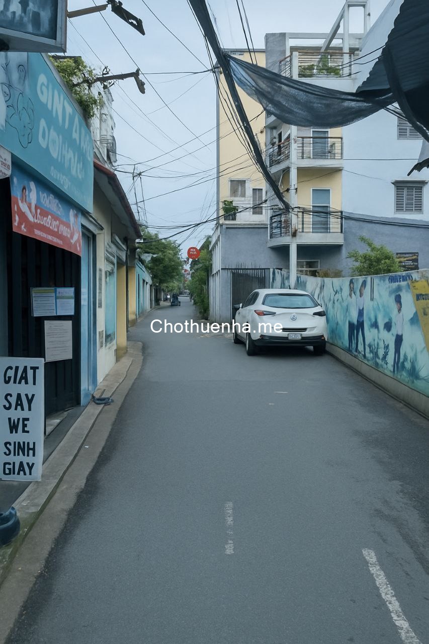 Nhà nhỏ hẻm xe tải 3.3 triệu Trường Chinh