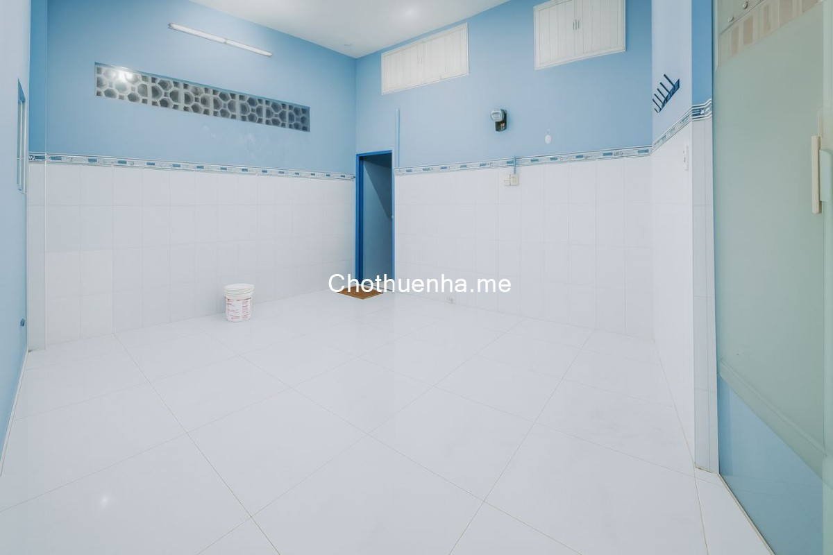 Nhà nhỏ hẻm xe tải 3.3 triệu Trường Chinh