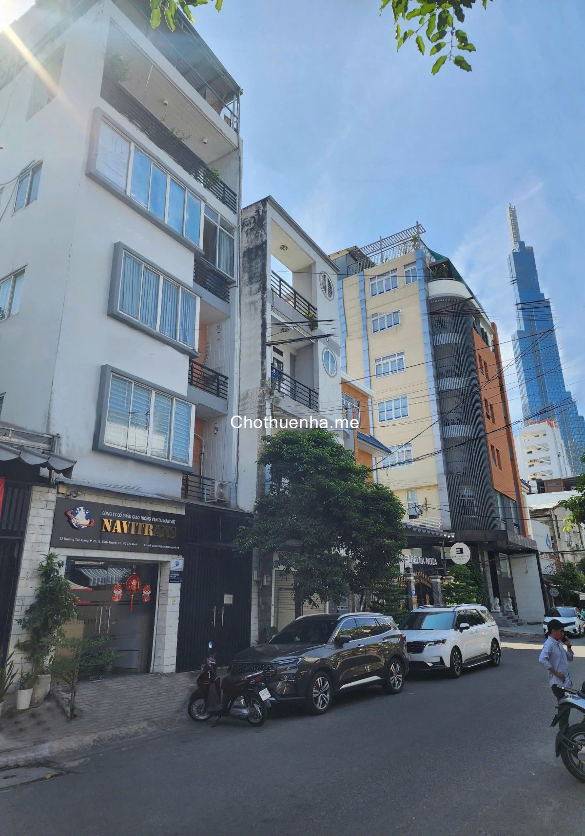 Cho thuê tòa nhà văn phòng mặt tiền đường Tân Cảng, ngang 6m, gồm sẵn nội thất cao cấp