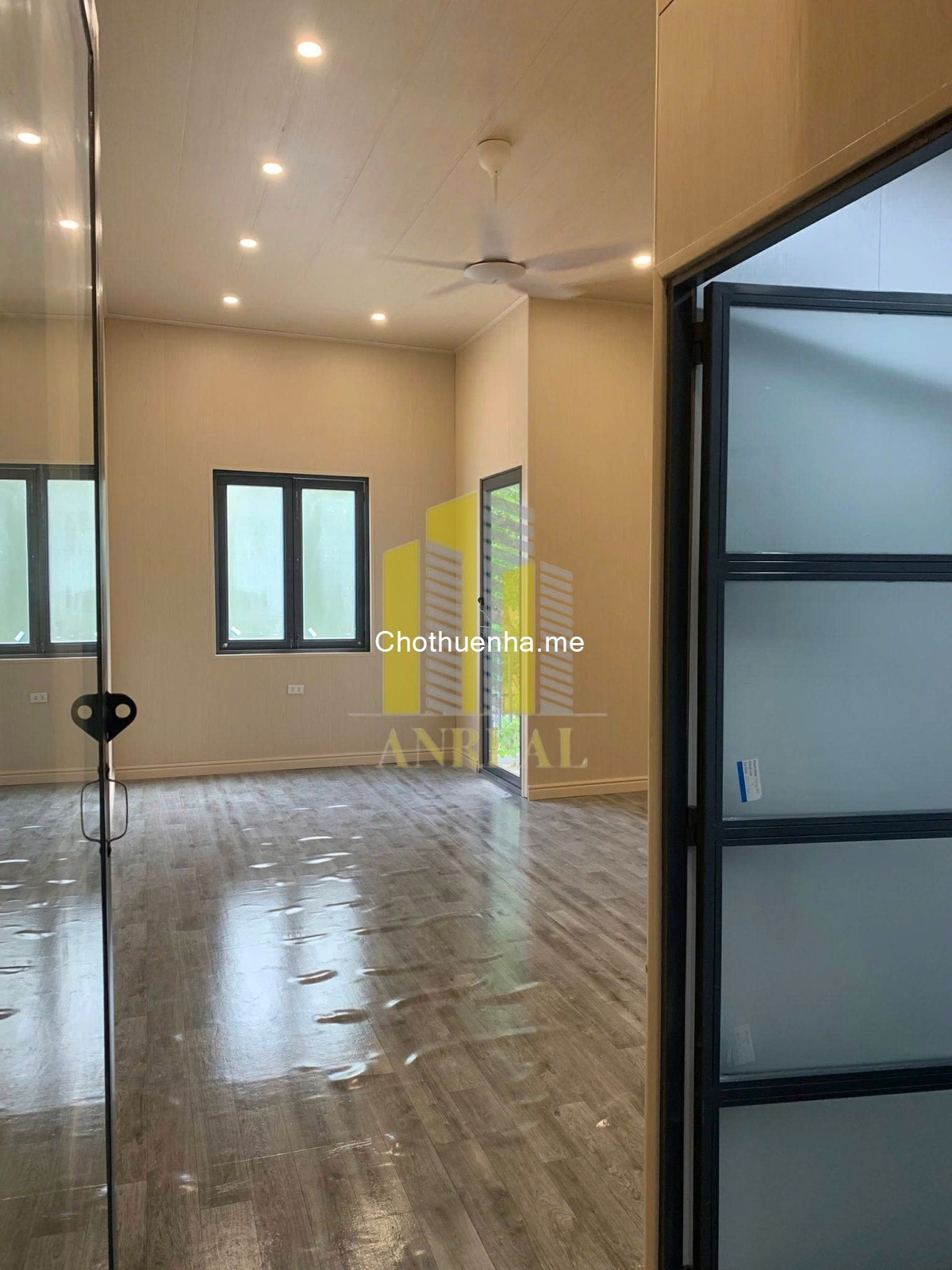 Cho thuê nhà trống mới xây – giá 20 triệu – gần Nguyễn Văn Hưởng