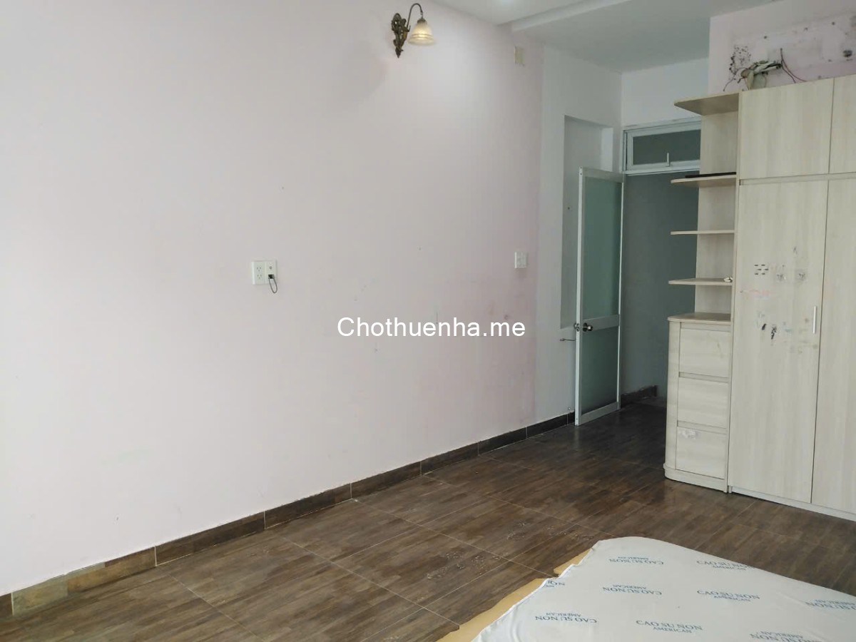 Chính chủ cho thuê nhà 5 tầng đường 28, Linh Đông HXH 4.5m, 4x12.5m, DTSD 210m² gần Metro số 1 MTG