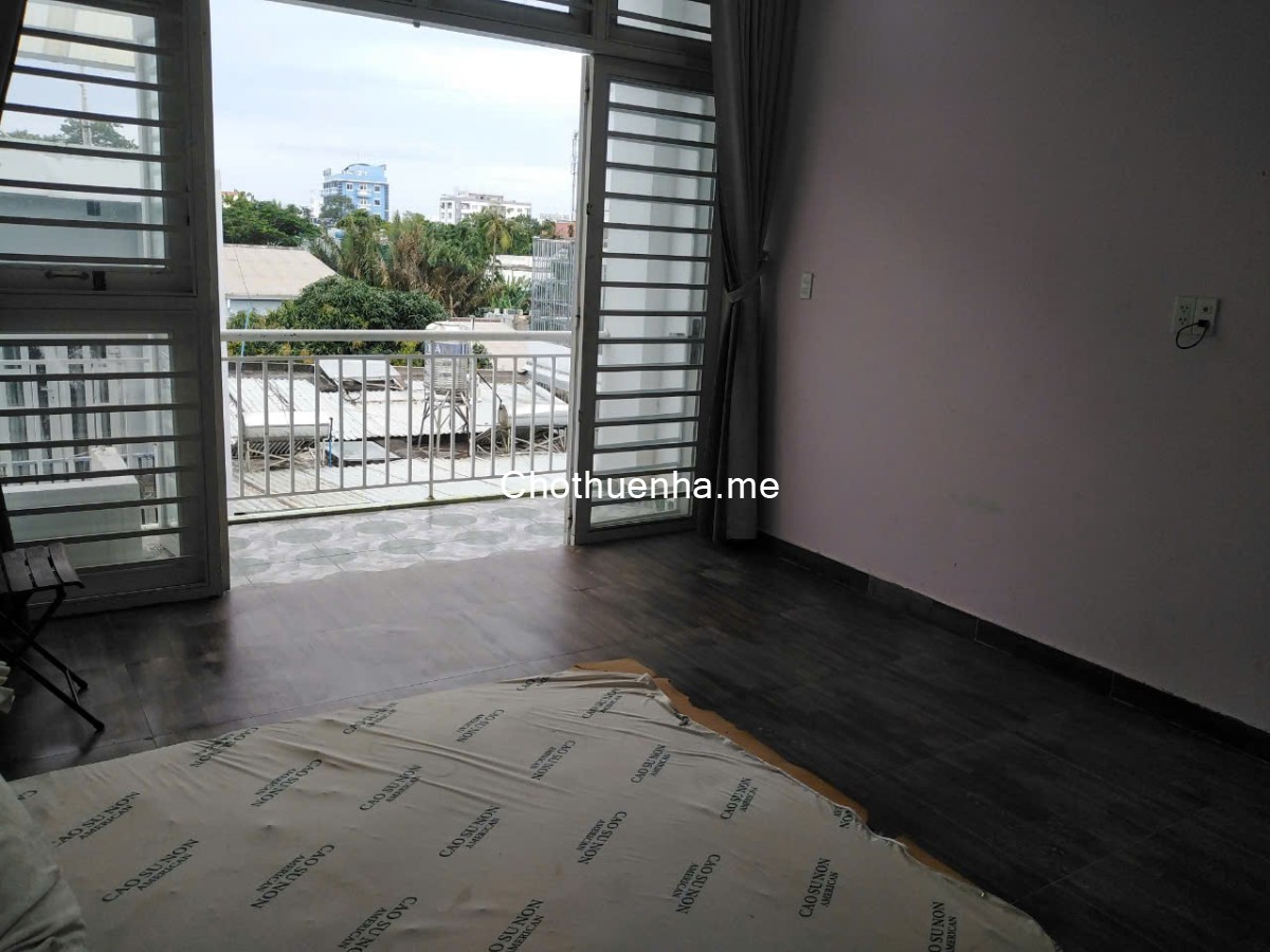 Chính chủ cho thuê nhà 5 tầng đường 28, Linh Đông HXH 4.5m, 4x12.5m, DTSD 210m² gần Metro số 1 MTG