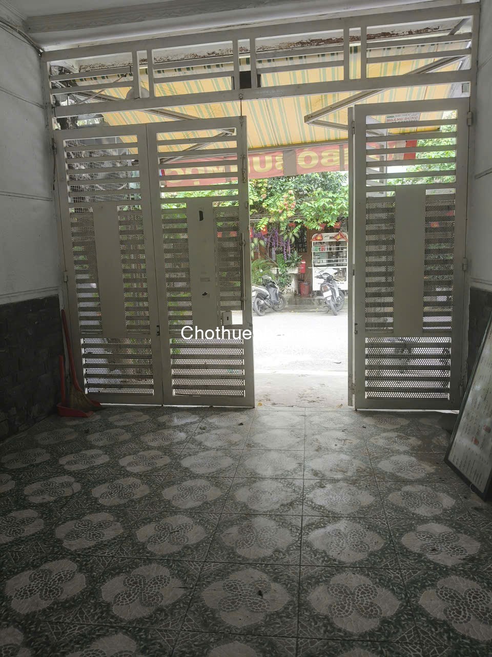 Nhà Nguyên Căn Mặt Tiền Tân Quy – Vừa Ở Vừa Kinh Doanh - 15 triệu/tháng