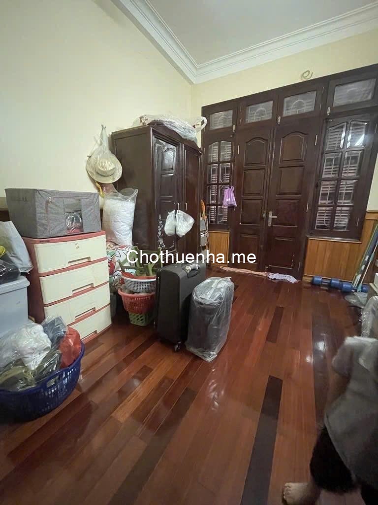 Cho thuê nhà ngõ 523 Minh Khai, 50m² x 5 tầng, 5 phòng ngủ, 4 WC khép kín, 14 triệu