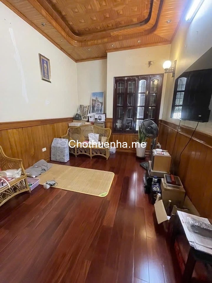 Cho thuê nhà ngõ 523 Minh Khai, 50m² x 5 tầng, 5 phòng ngủ, 4 WC khép kín, 14 triệu