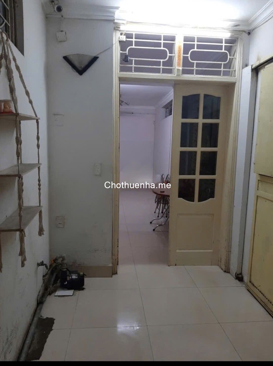 Cho thuê nhà 207 Trương Định, 45m² x 2.5 Tầng, 2 ngủ, 2 vệ sinh, 5 Triệu