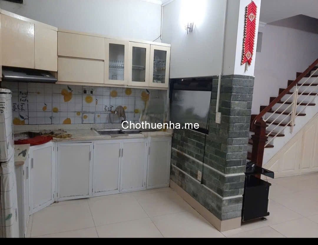 Cho thuê nhà 207 Trương Định, 45m² x 2.5 Tầng, 2 ngủ, 2 vệ sinh, 5 Triệu