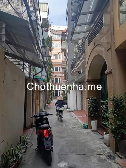 Cho thuê nhà ngõ 523 Minh Khai, 50m² x 5 tầng, 5 phòng ngủ, 4 WC khép kín, 14 triệu