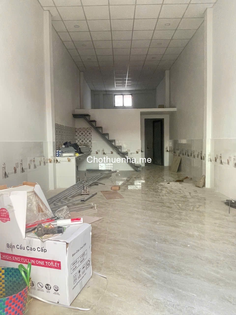 Cho thuê nhà nguyên căn cách Đầm Sen chỉ 500m