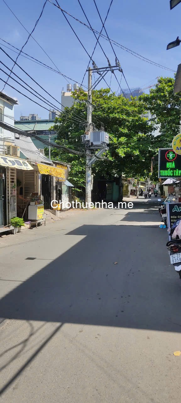 Cho thuê nhà hẻm Lâm Văn Bền, Phường Tân Thuận Tây, Quận 7