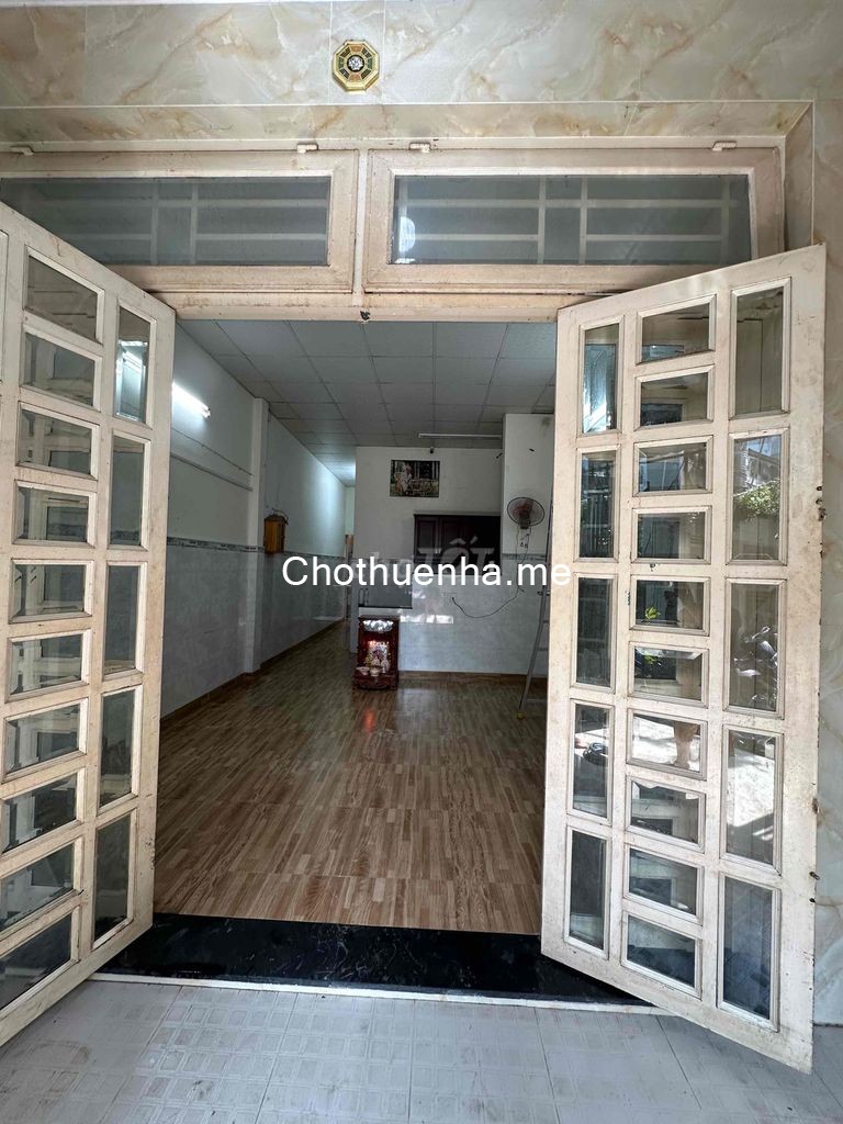 Cho thuê nhà mới và đẹp – diện tích 4×16m, gồm 1 trệt, 1 phòng ngủ, 1 WC, bếp nấu ăn đầy đủ.