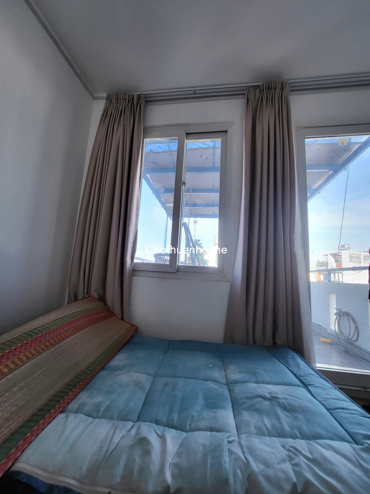 Nhà nguyên căn 3x10 1 trệt 3 lầu 2 sân thượng 3pn 4wc giá 15tr