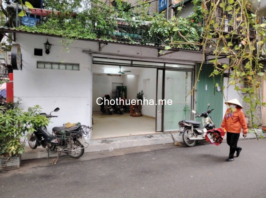 Cho thuê nhà tầng 1 mặt phố Khuất Duy Tiến, 40m² × 1 tầng 1 ngủ, 1 vệ sinh, 8 Triệu