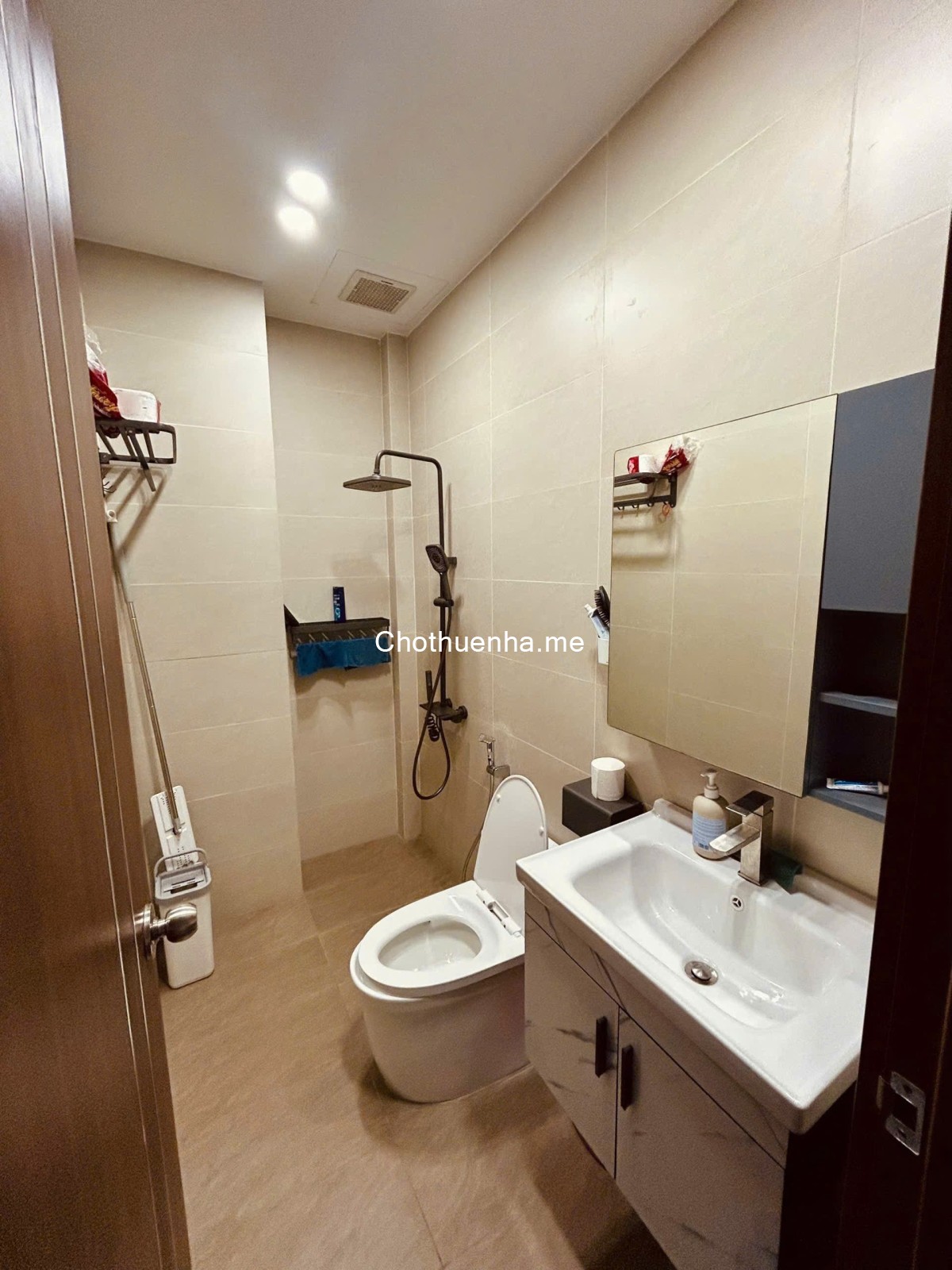 Cho thuê nhà mới đẹp + Full nội thất hẻm xe tải Phạm Văn Bạch, P.15, Tân Bình