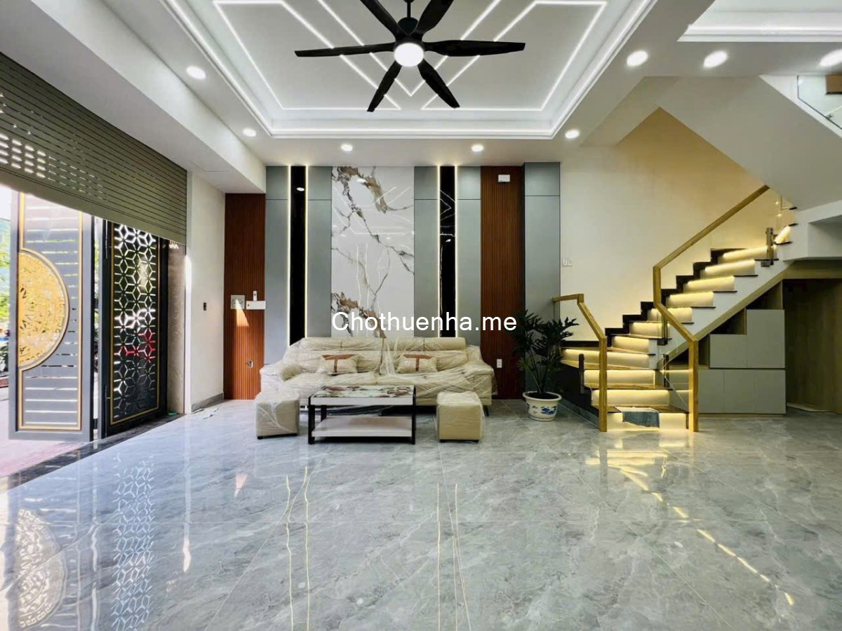 Cho thuê nhà nguyên căn gần EON Tân phú