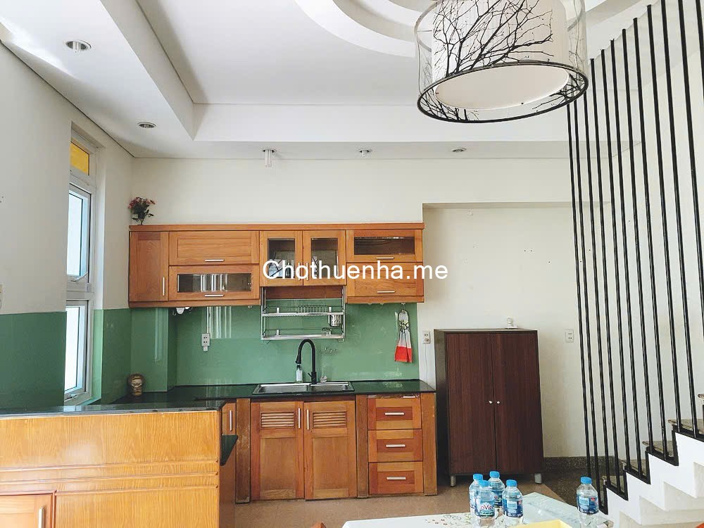 Cho thuê nhà góc 2MT Gò Vấp, DTSD: 270m2, Dt: 6x15, 5PN, 5ML, Giá chỉ 17tr/tháng.