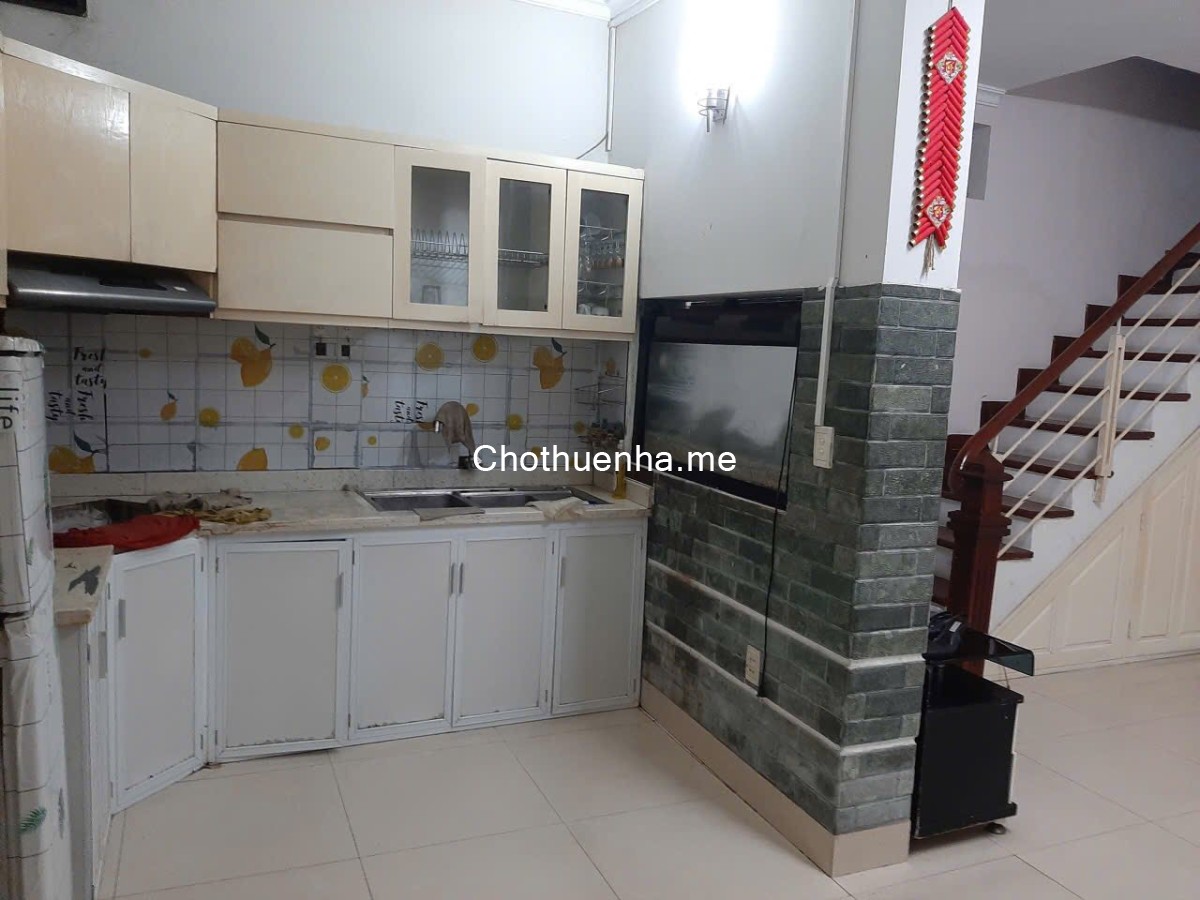 Chính chủ cho thuê nhà riêng KHÔNG CHUNG CHỦ tại ngõ 207 Trương Định