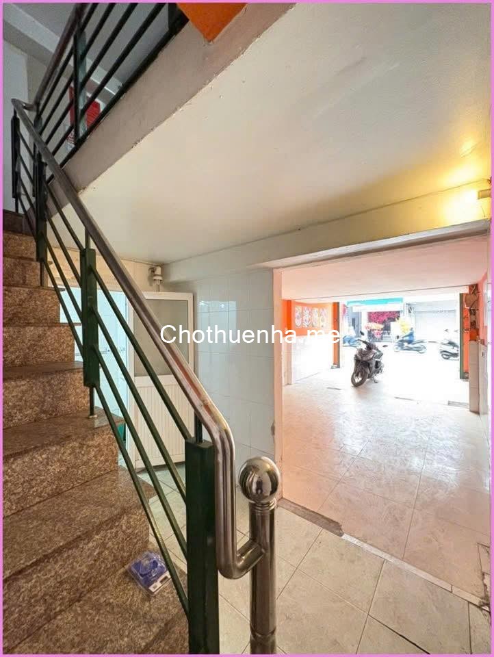 Cho thuê nhà mặt tiền CMT8 – Tân Bình, giá siêu mềm chỉ 15 triệu/tháng!