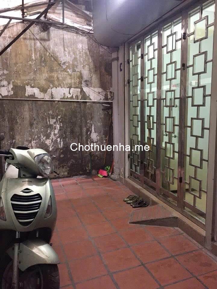 Cho thuê nhà nguyên căn ngõ 67 Trần Xuân Soạn, 36 m², 4 tầng, 4 phòng ngủ. 13,5 triệu