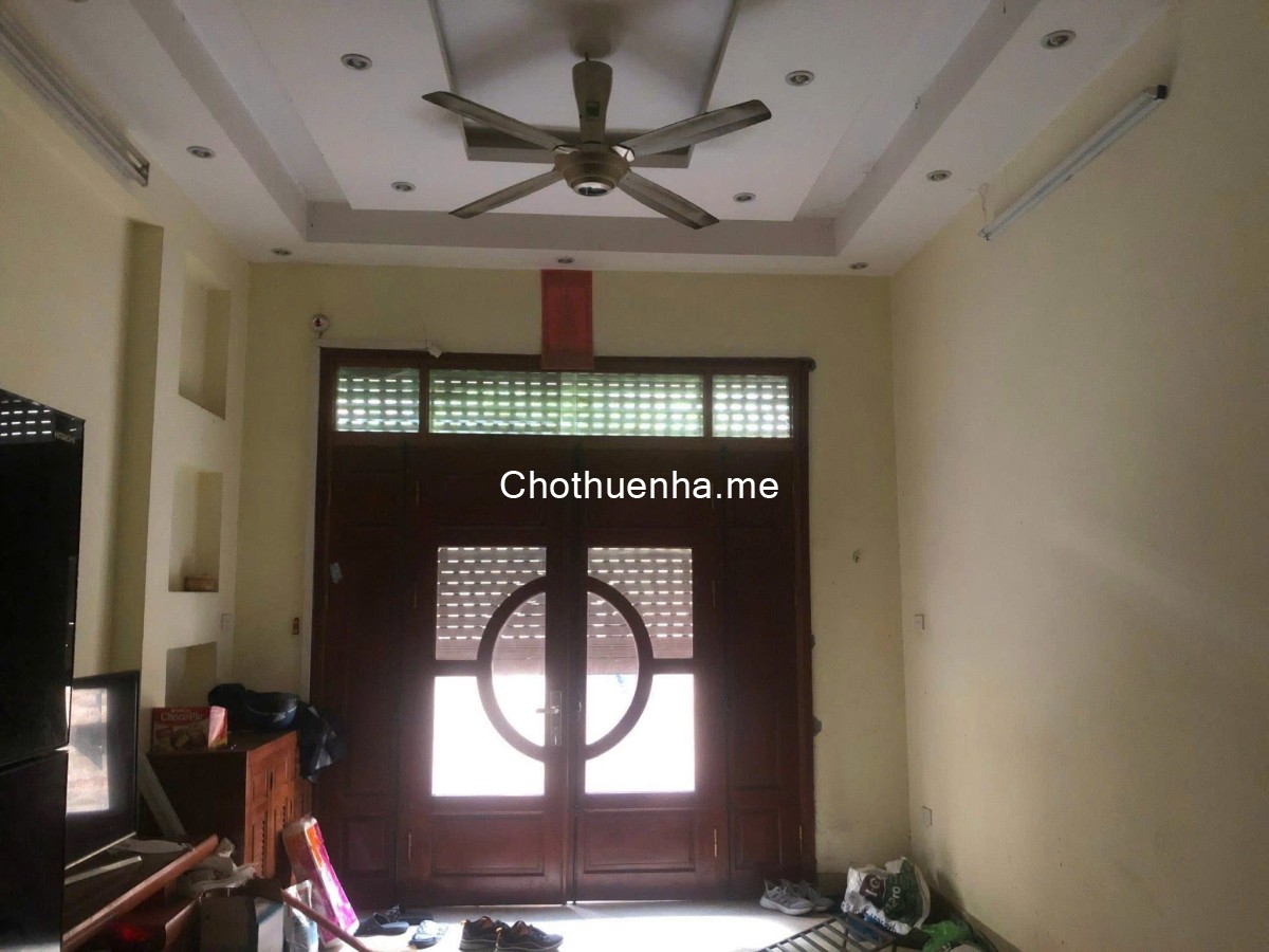 Cho thuê nhà ngõ 272 Trần Khát Chân, 30 m², 5 tầng, 3 ngủ, 4 WC, 12 triệu