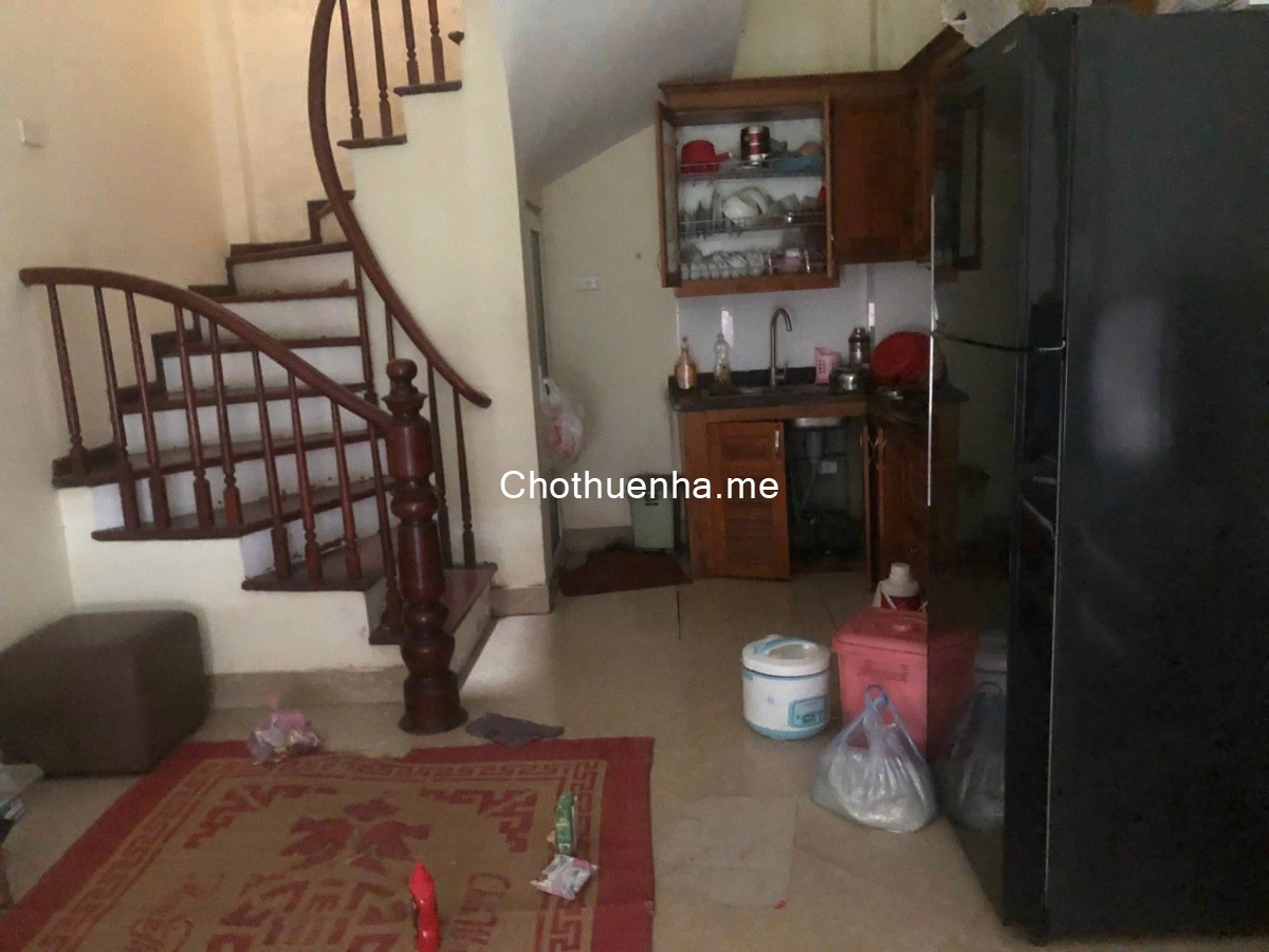 Cho thuê nhà ngõ 272 Trần Khát Chân, 30 m², 5 tầng, 3 ngủ, 4 WC, 12 triệu