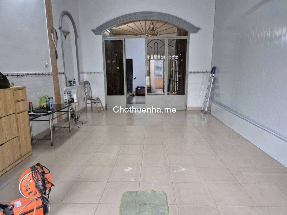 Cho thuê nhà mặt tiền 2 phòng ngủ đường Hiệp Bình Phước – TP. Thủ Đức - phù hợp kinh doanh