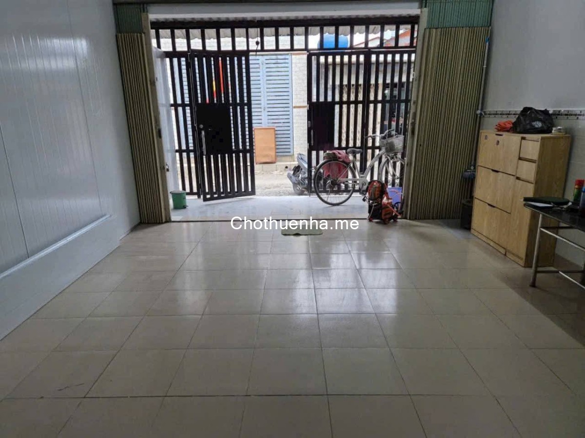 Cho thuê nhà mặt tiền 2 phòng ngủ đường Hiệp Bình Phước – TP. Thủ Đức - phù hợp kinh doanh