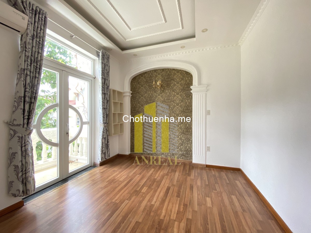 Cho thuê villa hiện đại sân vườn – view Landmark, giá 41 triệu/tháng.