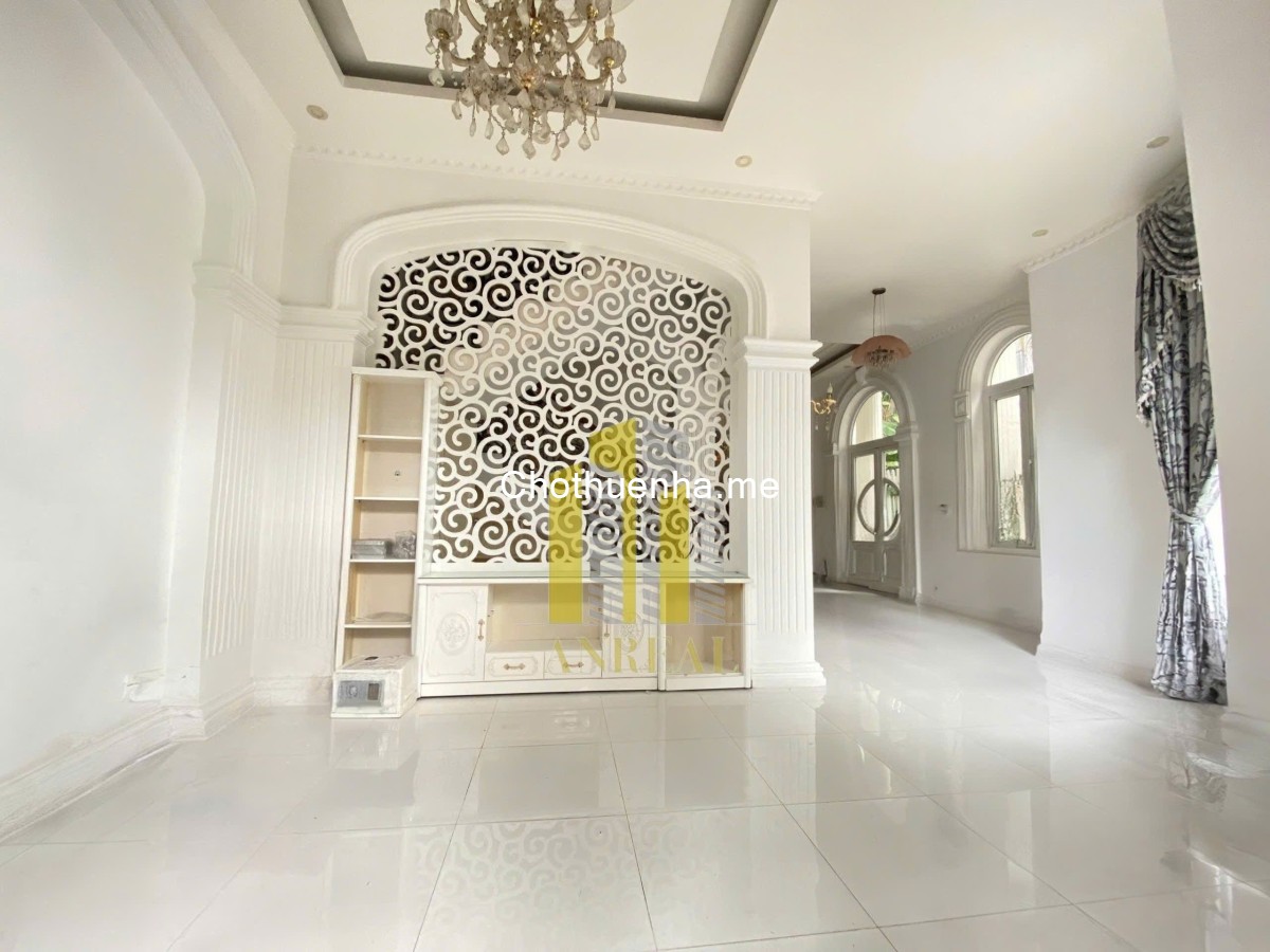 Cho thuê villa hiện đại sân vườn – view Landmark, giá 41 triệu/tháng.