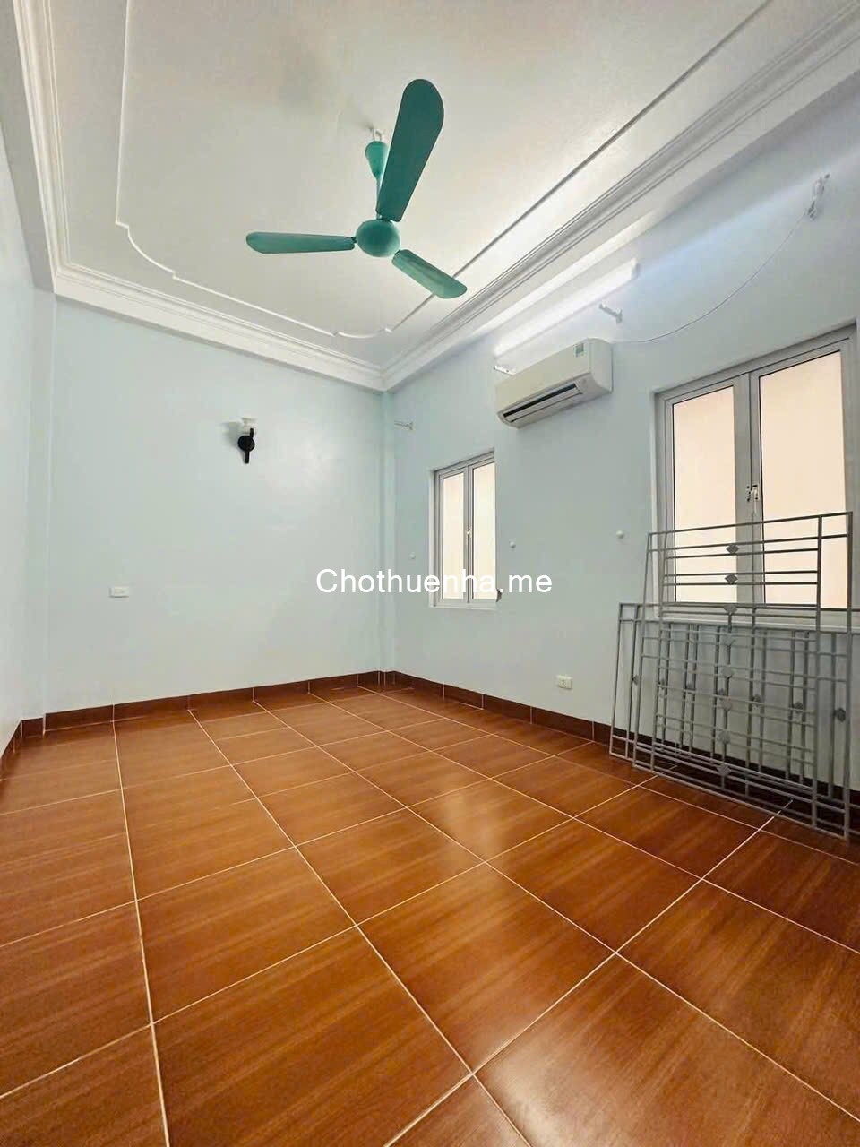Cho thuê nhà riêng ngõ ô tô đỗ – Xuân Đỉnh 47m² × 4 tầng, 3 phòng, 3 WC