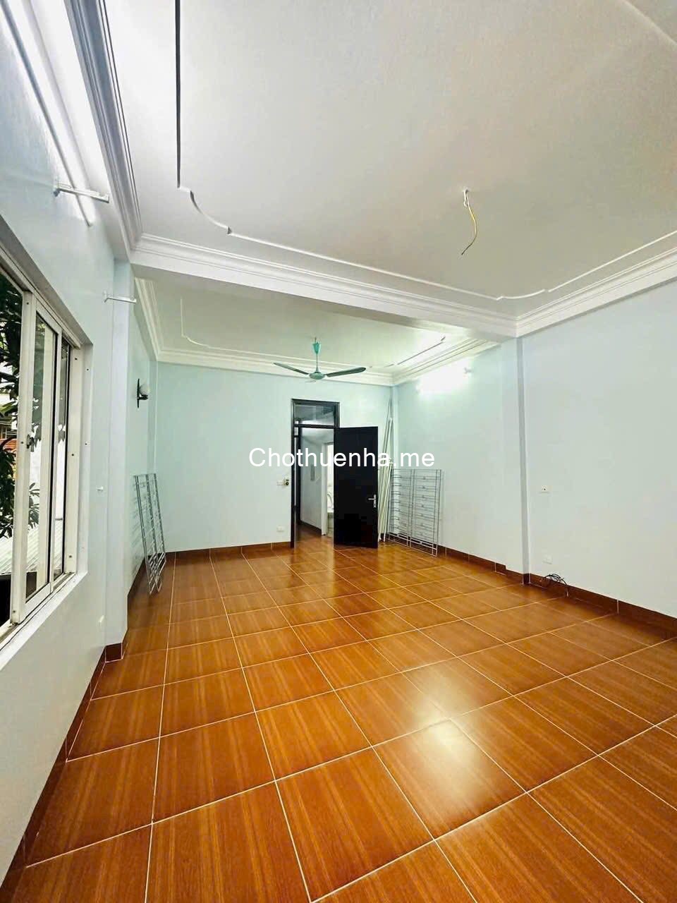 Cho thuê nhà riêng ngõ ô tô đỗ – Xuân Đỉnh 47m² × 4 tầng, 3 phòng, 3 WC