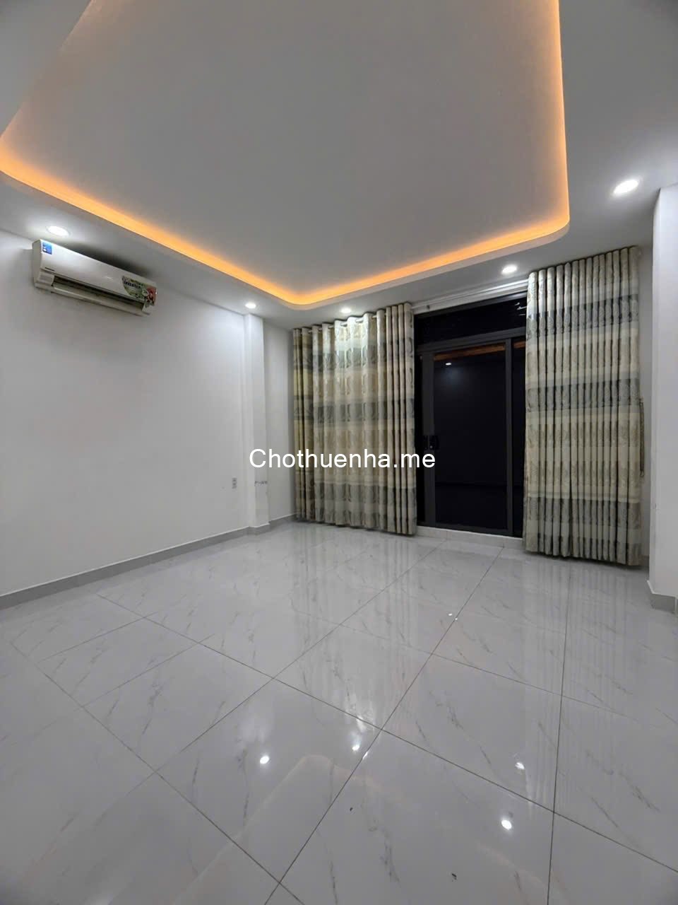 Cho thuê nhà hẻm xe hơi Nơ Trang Long – Quận Bình Thạnh - 1 trệt 3 lầu + sân thượng