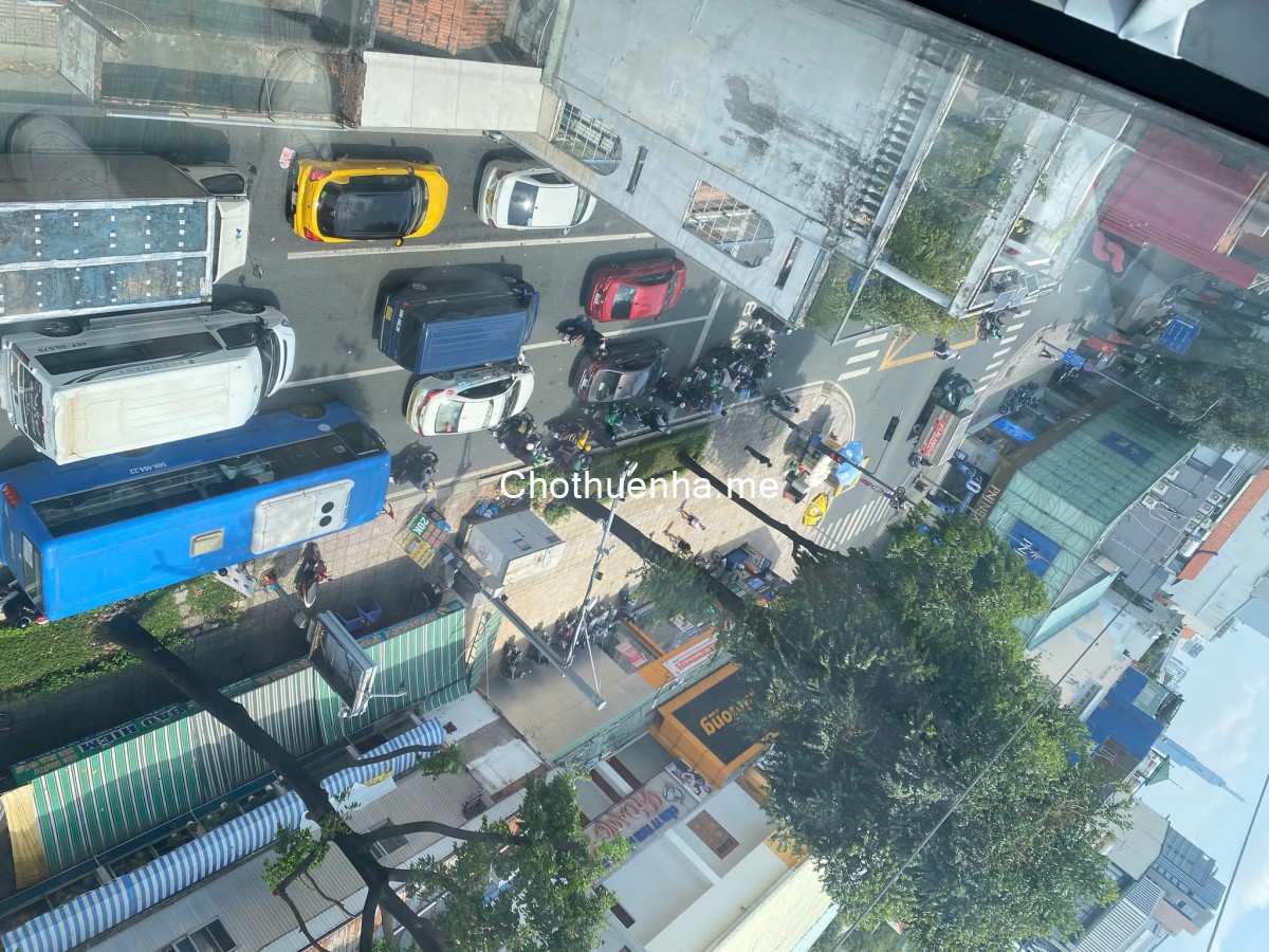 Cho thuê nhà nguyên căn 4x25m 5 lầu có sân để xe đường Điện Biên Phủ – Quận 3