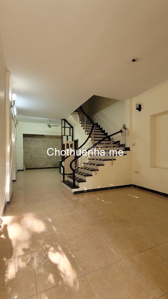 Cho thuê MP Nguyễn Bá Khoản 85m² × 4,5 tầng, MT 5m, 4PN 4VS. 35tr/tháng