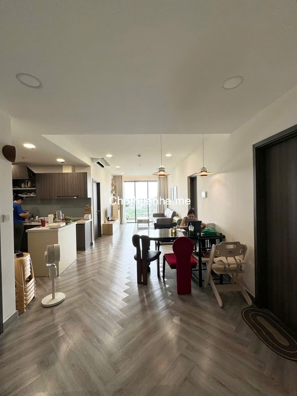 Cho thuê chung cư Phúc Yên 105m2 có 3Pn, 2wc, full nội thất xịn giá 13tr/th còn thương lượng.