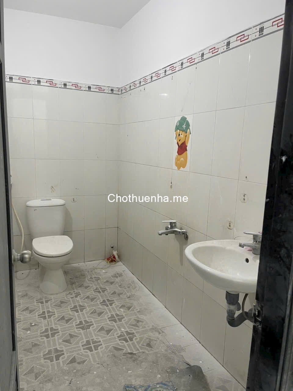 Cho thuê nhà mặt tiền đường 297 – Phước Long B, Q9 có 2Pn, sân để xe ô tô