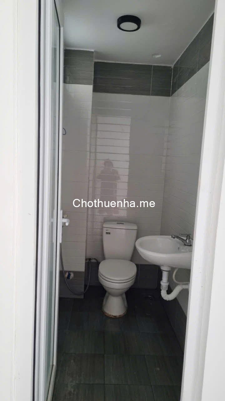 Cho thuê nhà nguyên căn gần KĐT Đông Tăng Long Quận 9